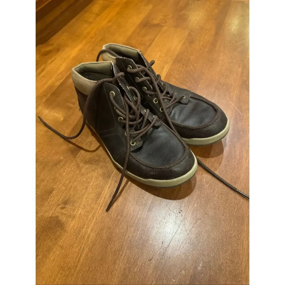 The North Face Men’s Size 9 Brown Leather Chukka Boots Lace Up Casual Outdoor Sh